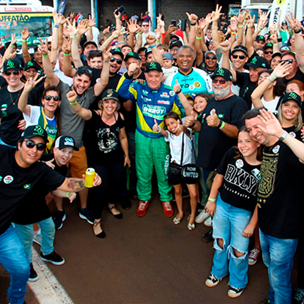 Área interna com networking com os pilotos